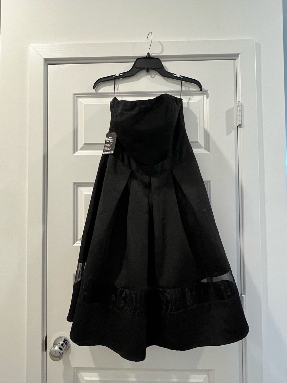 Express Black Strapless A-Line Cocktail Dress Mesh Skirt Detail Size 10 NWT
